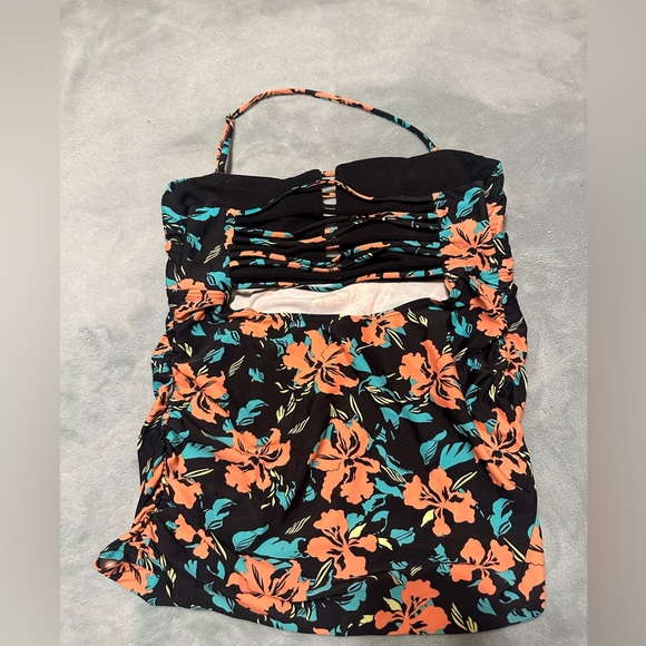 Pink Blush size L floral tankini top with ruching - Picture 5 of 5